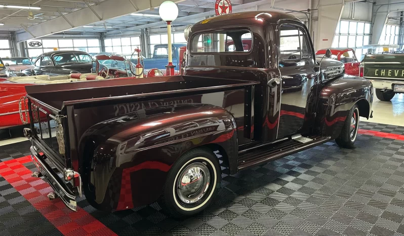
								1952 Ford F-100 full									