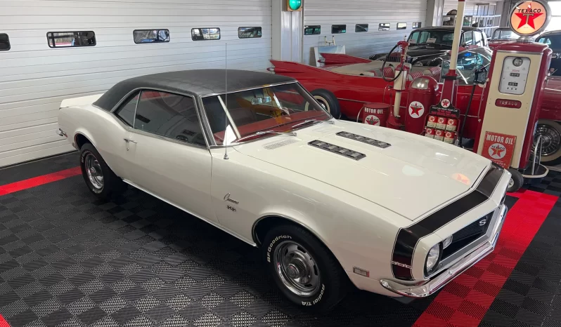 
								1968 Chevrolet Camaro full									