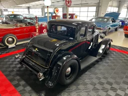 
										1932 Ford Coupe 5-Window full									